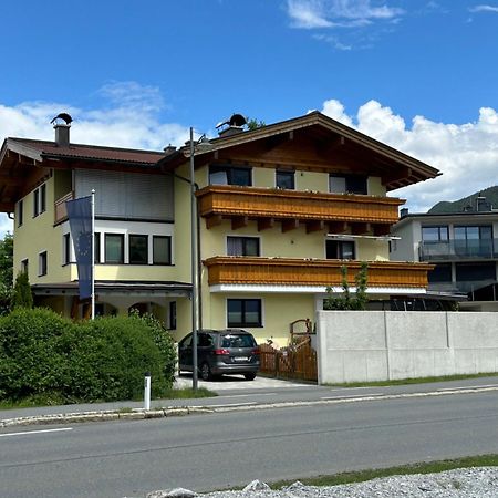 דירות קפרון Haus Laubreuter מראה חיצוני תמונה